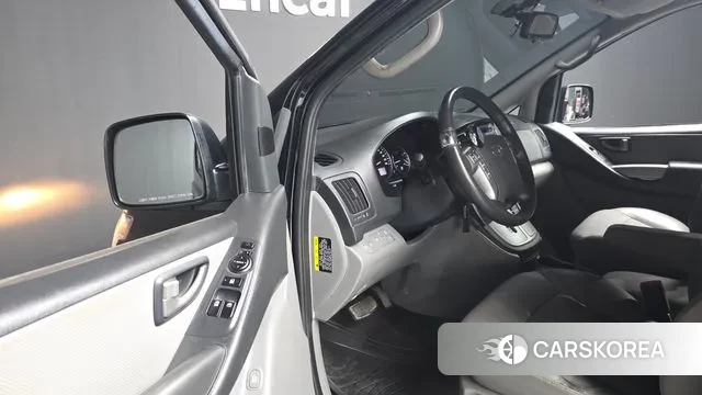 Hyundai The New Grand Starex 2019 Черный из Кореи, фото 2