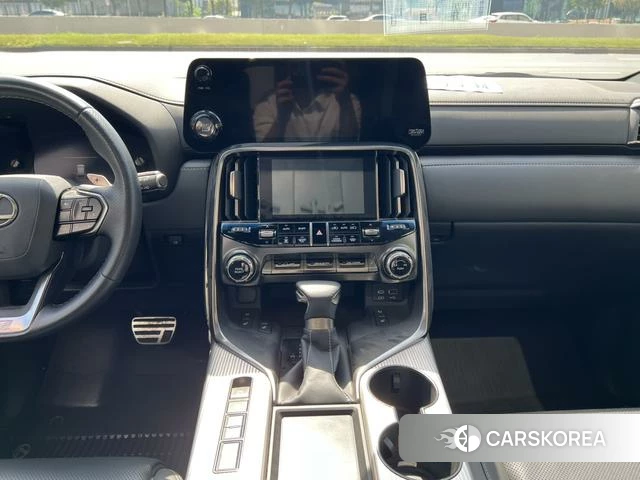 Lexus LX 2026 Черный из Китая, фото 2