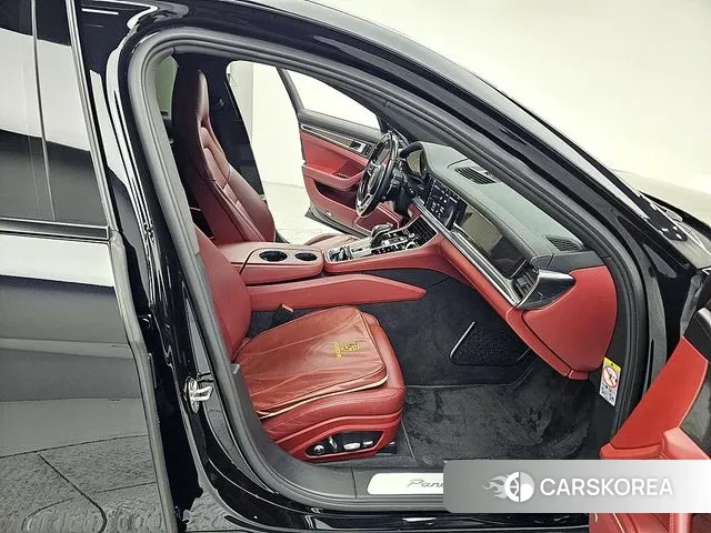 Porsche Panamera (971) 2020 Черный из Кореи, фото 2