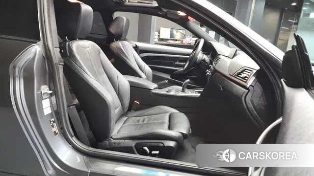 BMW 4 Series (F32) 2018 Серый из Кореи, фото 2