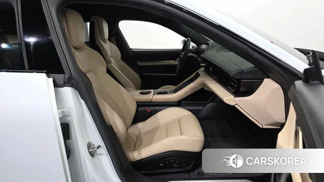 Porsche Taycan 2021 Белый из Кореи, фото 2