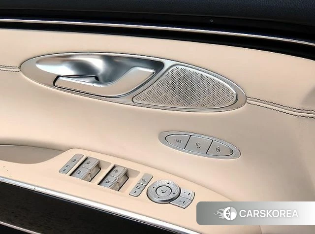 Genesis GV70 2022 Белый из Кореи, фото 2