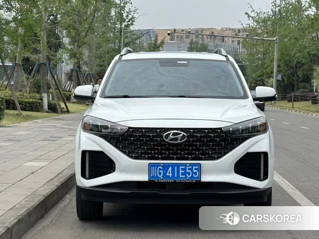 Hyundai ix35 2022 Белый из Китая, фото 2