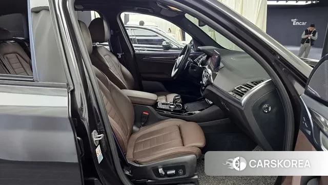 BMW X3 (G01) 2022 Серый из Кореи, фото 2