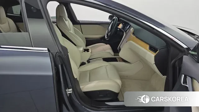 Tesla Model S 2019 Серый из Кореи, фото 2