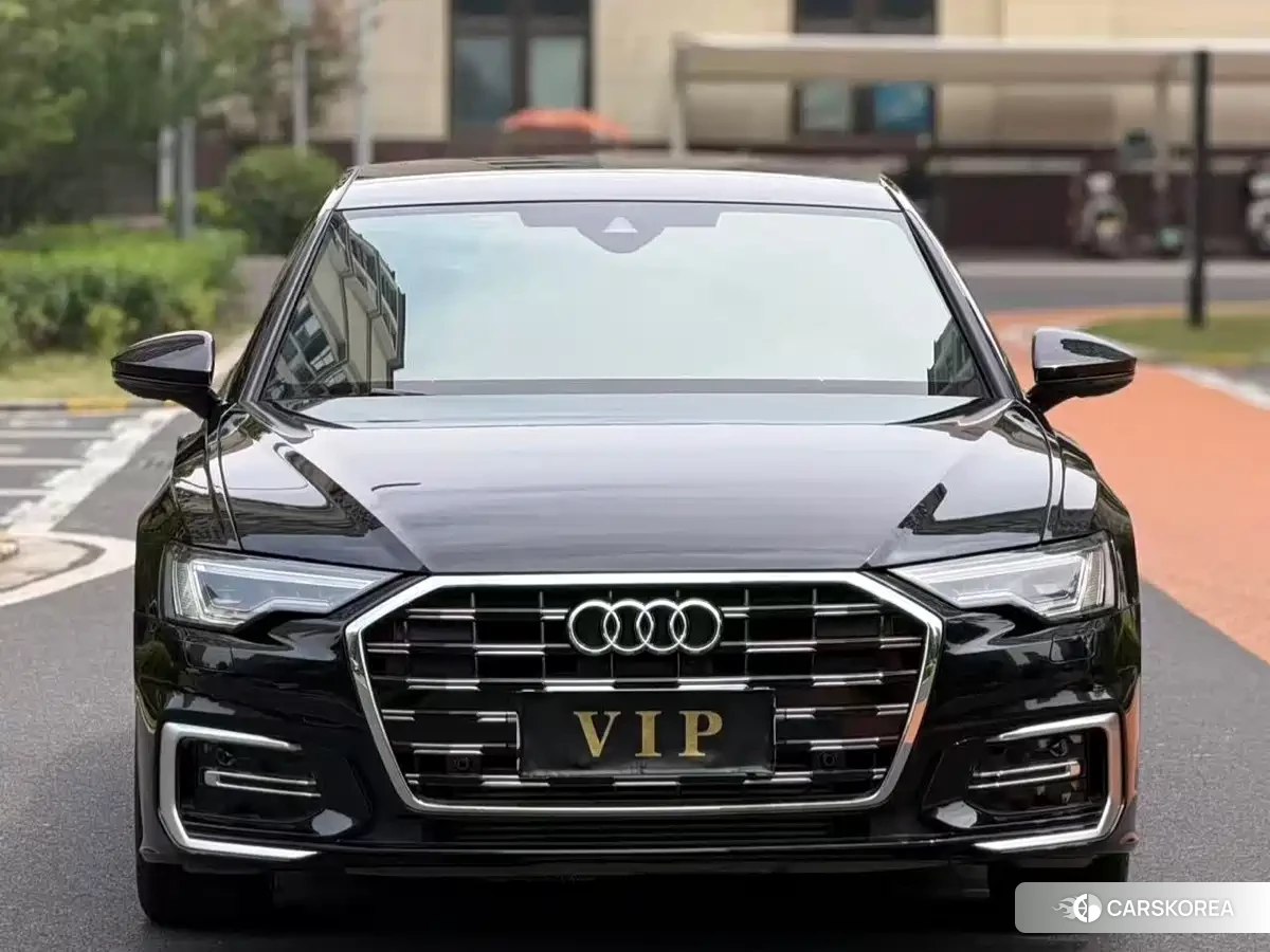 Audi A6L 2023 Черный из Китая, фото 2