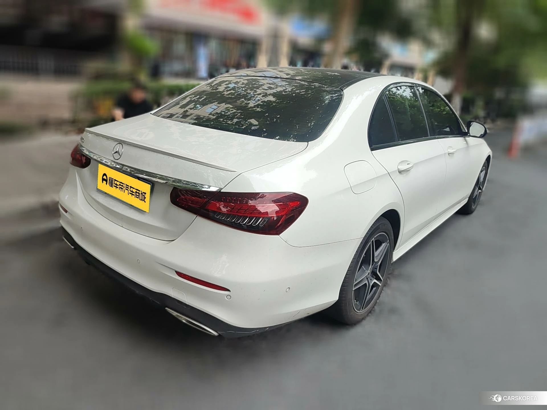 Mercedes-Benz E-class (imported) 2022 Белый из Китая, фото 2