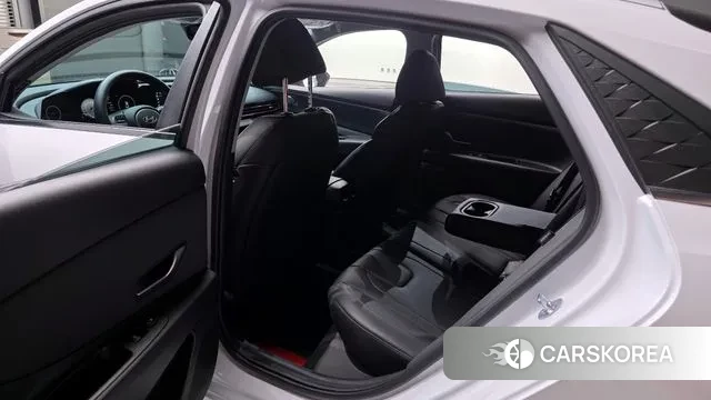 Hyundai The New Avante (CN7) 2024 Белый из Кореи, фото 2