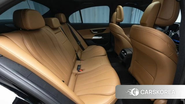 Mercedes-Benz E-Class W214 2025 Черный из Кореи, фото 2