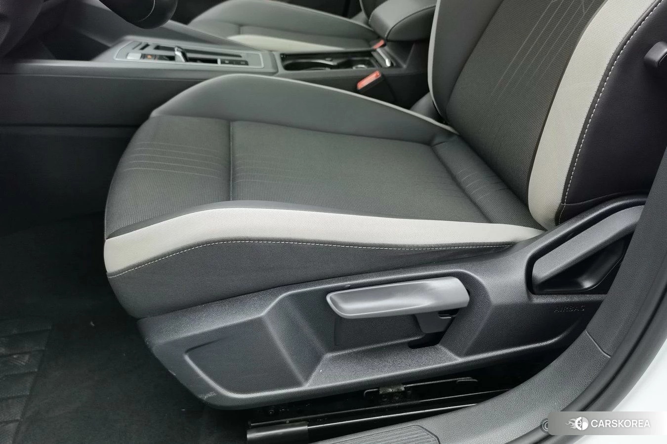 Volkswagen Golf 2020 Белый из Китая, фото 2