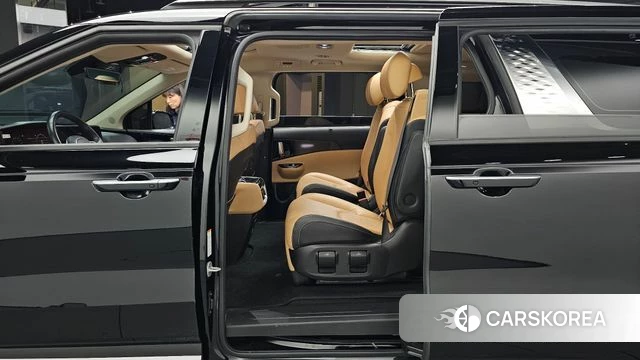 Kia Carnival 4th generation 2021 Черный из Кореи, фото 2