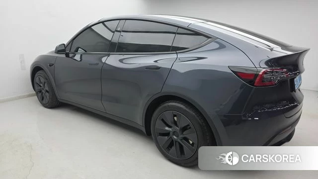 Tesla Model Y 2025 Серый из Кореи, фото 2