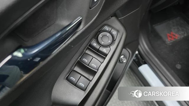 Chevrolet (GM Daewoo) Trailblazer 2022 Черный из Кореи, фото 2
