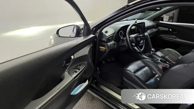 Hyundai Veloster (JS) 2018 Черный из Кореи, фото 2