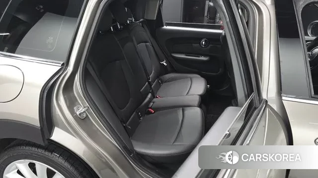 Mini Cooper D Clubman 2019 Песочный из Кореи, фото 2