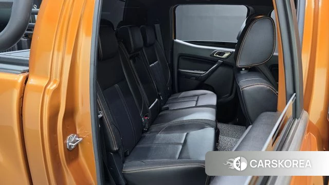 Ford Ranger 3rd Generation 2022 Оранжевый из Кореи, фото 2