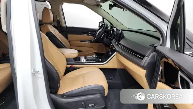 Kia Carnival 4th generation 2022 Белый из Кореи, фото 2