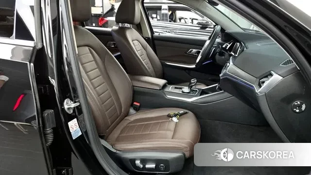 BMW 3 Series (G20) 2021 Черный из Кореи, фото 2