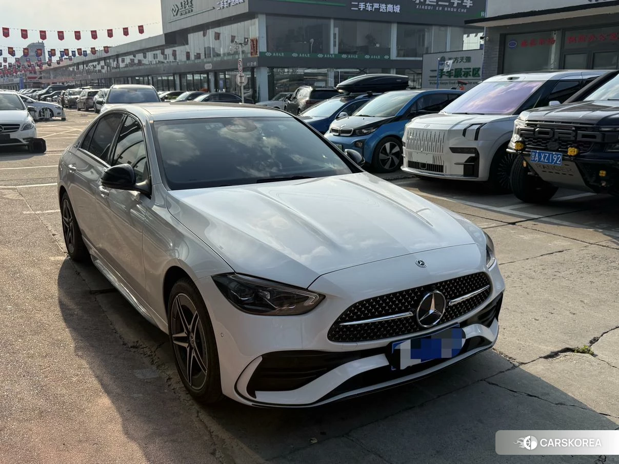Mercedes-Benz Class C 2024 Белый из Китая, фото 2