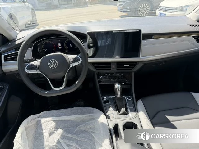 Volkswagen Bora 2025 Белый из Китая, фото 2