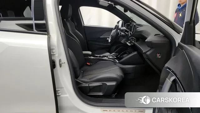 Peugeot 2008 Second generation 2021 Белый из Кореи, фото 2