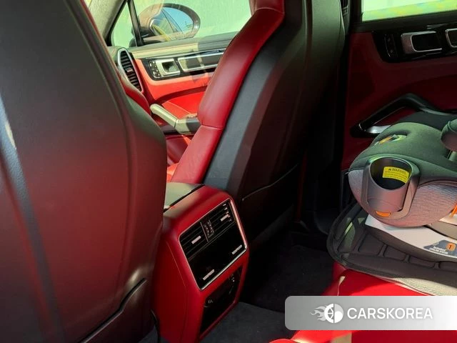 Porsche Cayenne (PO536) 2021 Черный из Кореи, фото 2