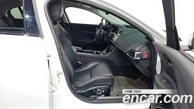 Jaguar XE 2019 Белый из Кореи, фото 2