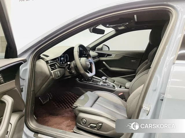 Audi A4L 2022 Темно-серый из Китая, фото 2