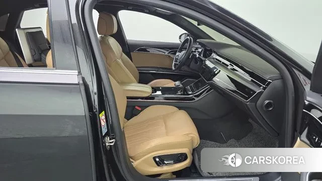 Audi A8 (D5) 2021 Черный из Кореи, фото 2