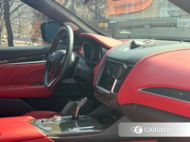 Maserati Levante 2020 Черный из Кореи, фото 2