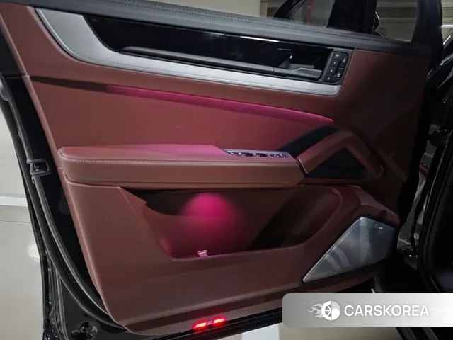 Porsche Cayenne (PO536) 2024 Черный из Кореи, фото 2