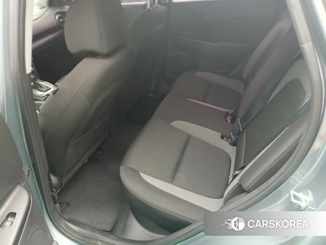 Hyundai Kona 2019 Серебристо-серый из Кореи, фото 2