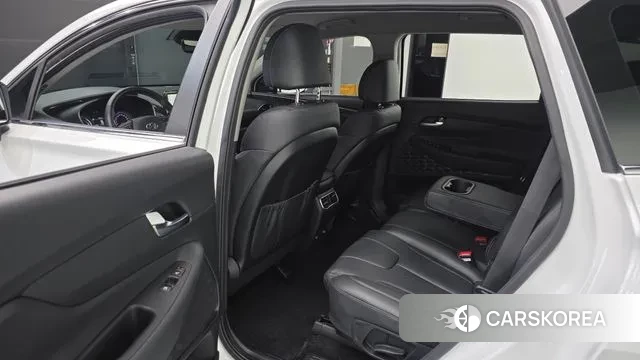 Hyundai The New Santa Fe 2023 Белый из Кореи, фото 2