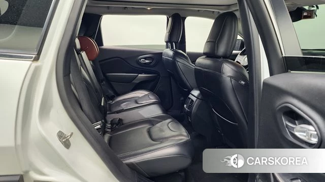 Jeep Cherokee (KL) 2021 Белый из Кореи, фото 2