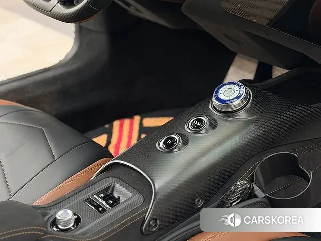 Maserati MC20 2022 Белый из Кореи, фото 2