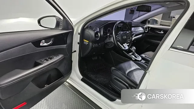 Kia Come New K3 2018 Белый из Кореи, фото 2