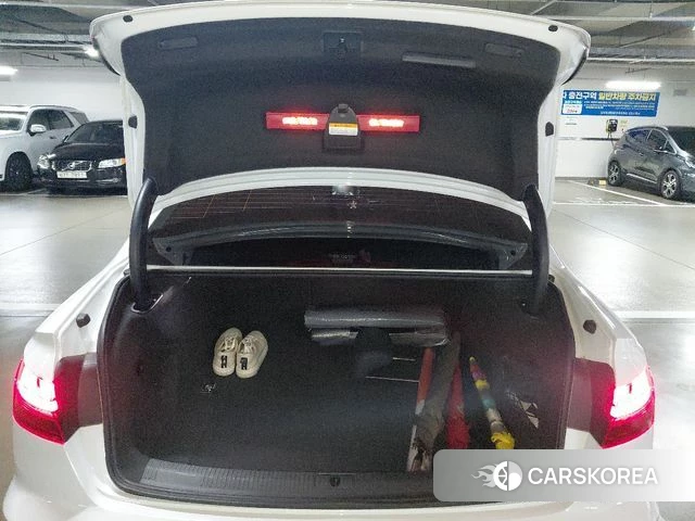 Audi A4 (B9) 2021 Белый из Кореи, фото 2