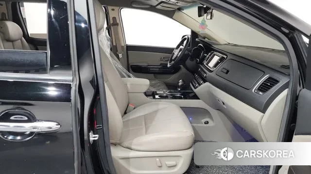 Kia The New Carnival id 3641710 из Кореи 2