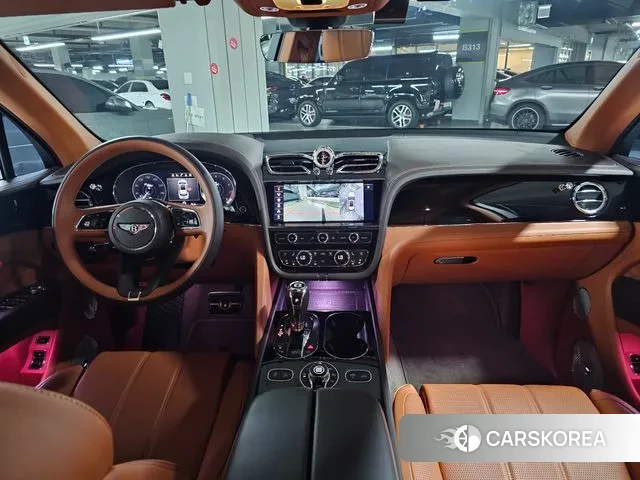 Bentley Bentayga 2022 Белый из Кореи, фото 2