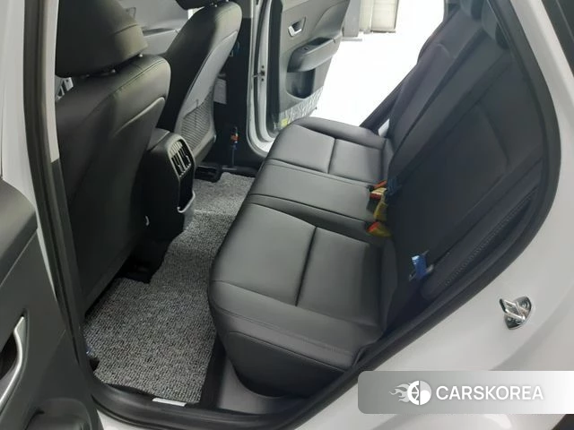 Hyundai Kona (SX2) 2025 Белый из Кореи, фото 2