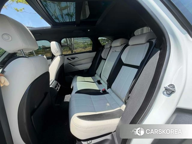 Land Rover Range Rover Velar 2021 Белый из Кореи, фото 2