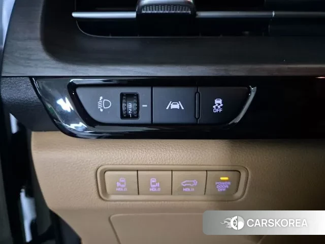 Kia Carnival 4th generation 2023 Белый из Кореи, фото 2
