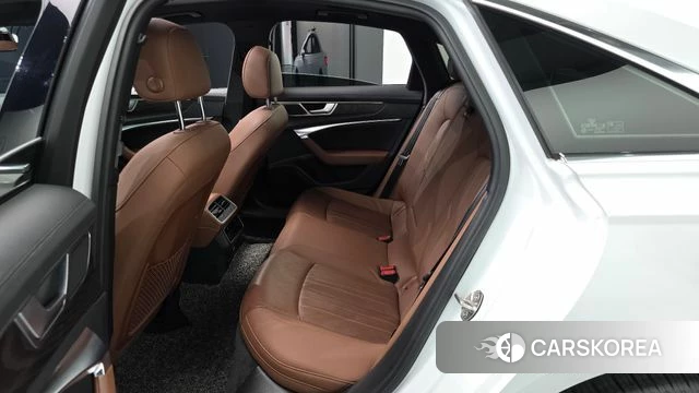 Audi A6 (C8) 2021 Белый из Кореи, фото 2