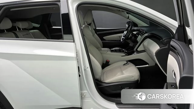 Hyundai Tucson (NX4) 2021 Белый из Кореи, фото 2