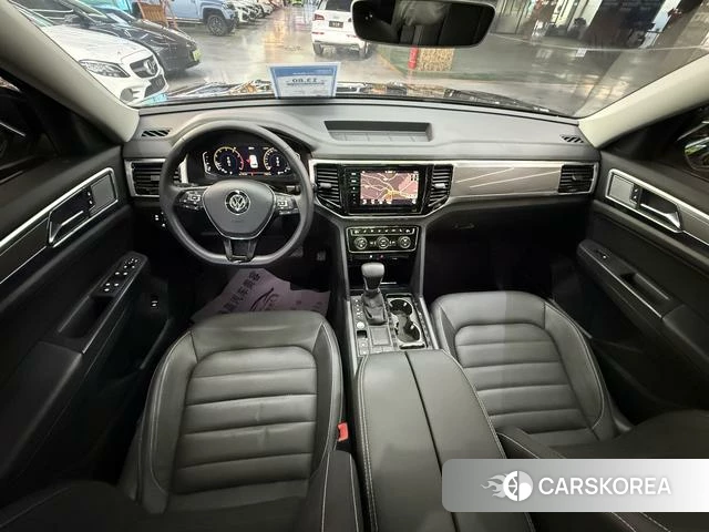Volkswagen Tourang 2021 Черный из Китая, фото 2