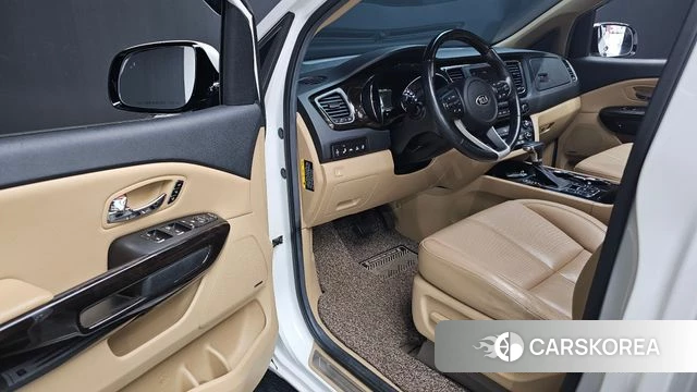 Kia The New Carnival 2018 Белый из Кореи, фото 2