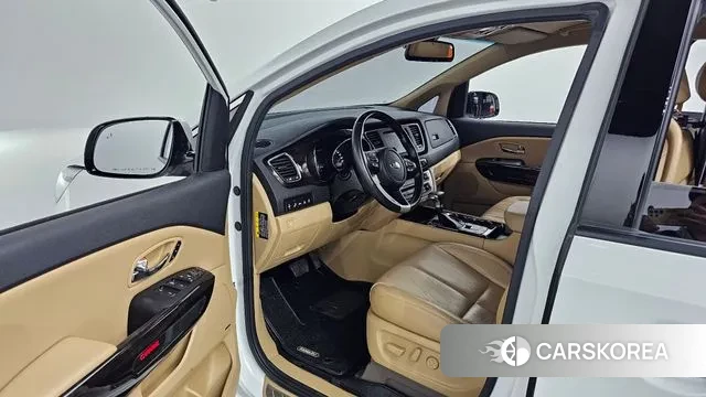 Kia The New Carnival 2018 Белый из Кореи, фото 2