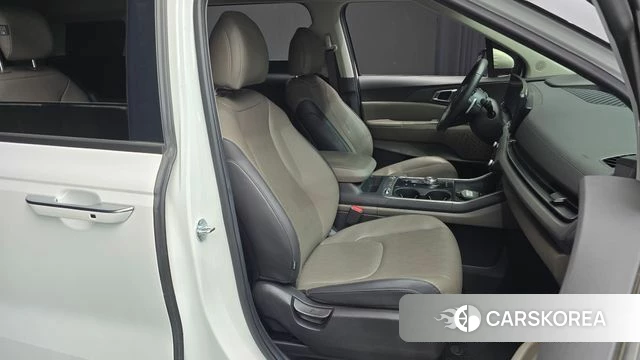 Kia The New Carnival 4th Generation 2024 Белый из Кореи, фото 2
