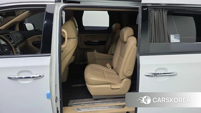 Kia The New Carnival 2019 Белый из Кореи, фото 2