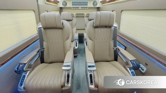 Toyota Hiace 2021 Белый из Китая, фото 2